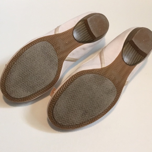 Light Pink Flats - Picture 2 of 4